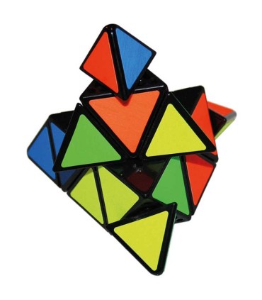 Piraminx | Juegos de ingenio y habilidad en La Granota