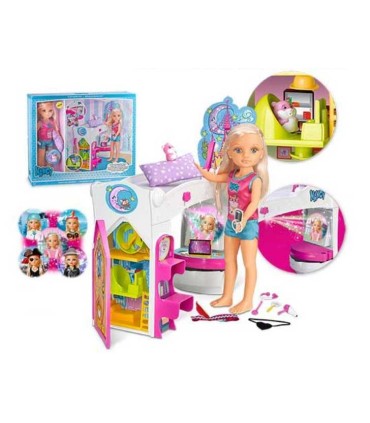 Nancy un día en su habitación mágica | Nancy en La Granota