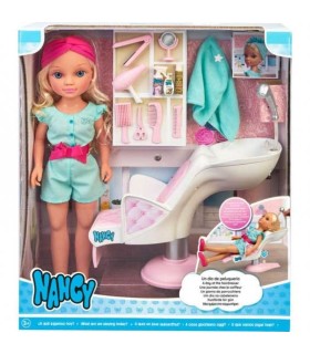 Nancy Un Día En La Peluquería