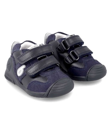 Bota Deportiva Biomecanics Azul Marino | La Granota