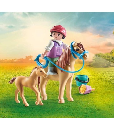 Niña Con Poni Y Potro Playmobil Horses Of Waterfall 71498 | La Granota