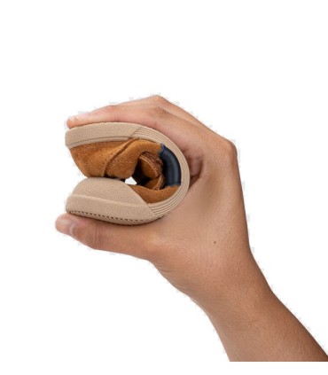 Zapatilla Deportiva Niño Igor Berlín Mostaza | lagranota.es